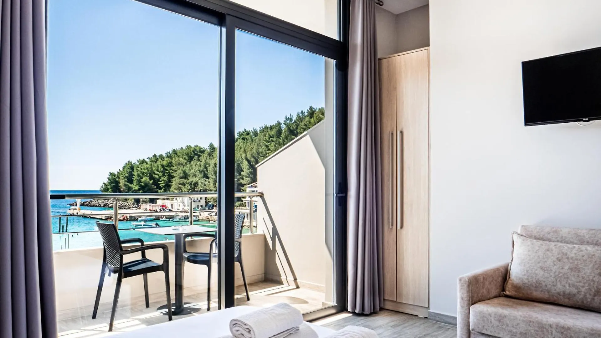 Hotel Endless Blue Himara Himarë