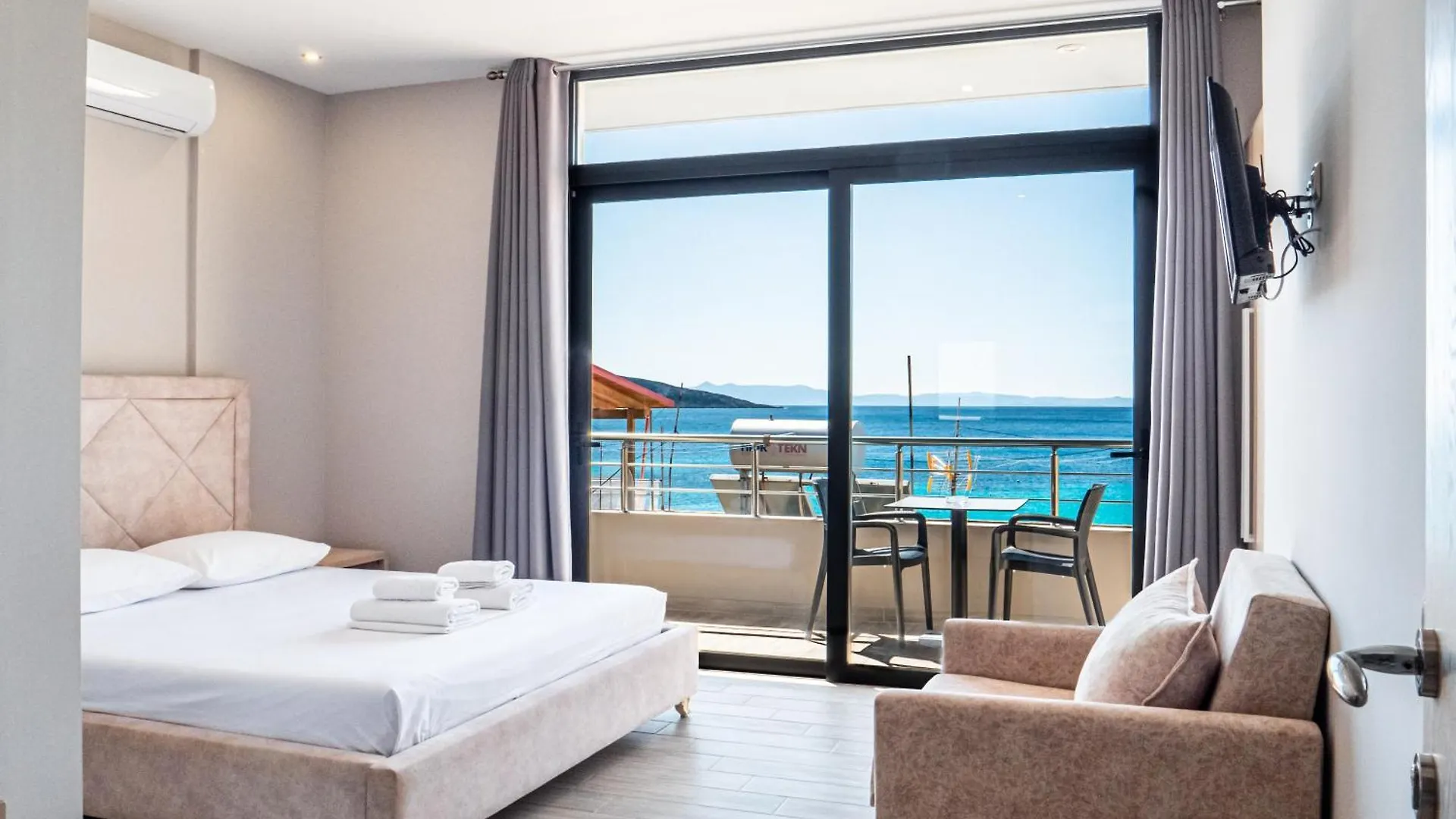 Hotel Endless Blue Himara 0*, Himarë Albanie