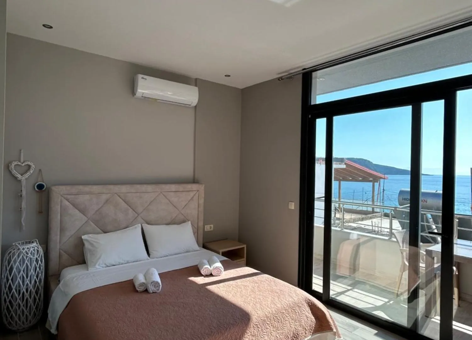 Endless Blue Himara Hotell Albanien