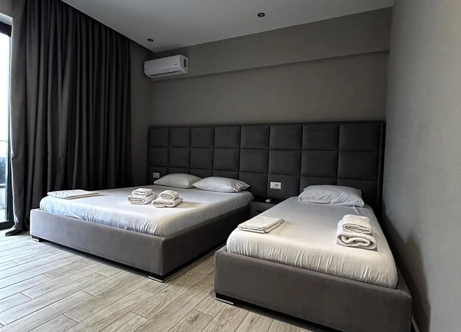 Endless Blue Himara Hotell 0*, Himare