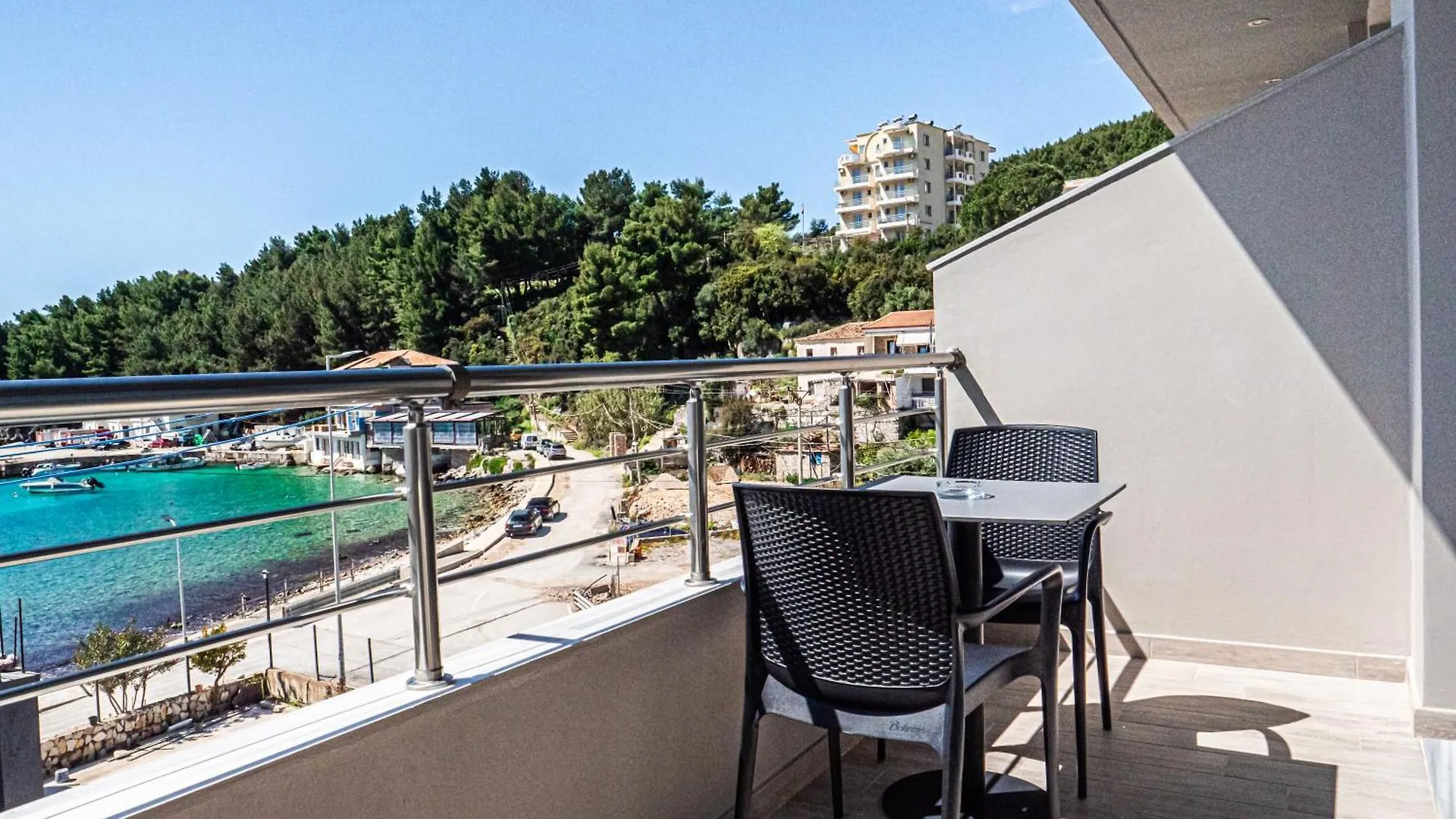 Pensionat Endless Blue Himara Hotell
