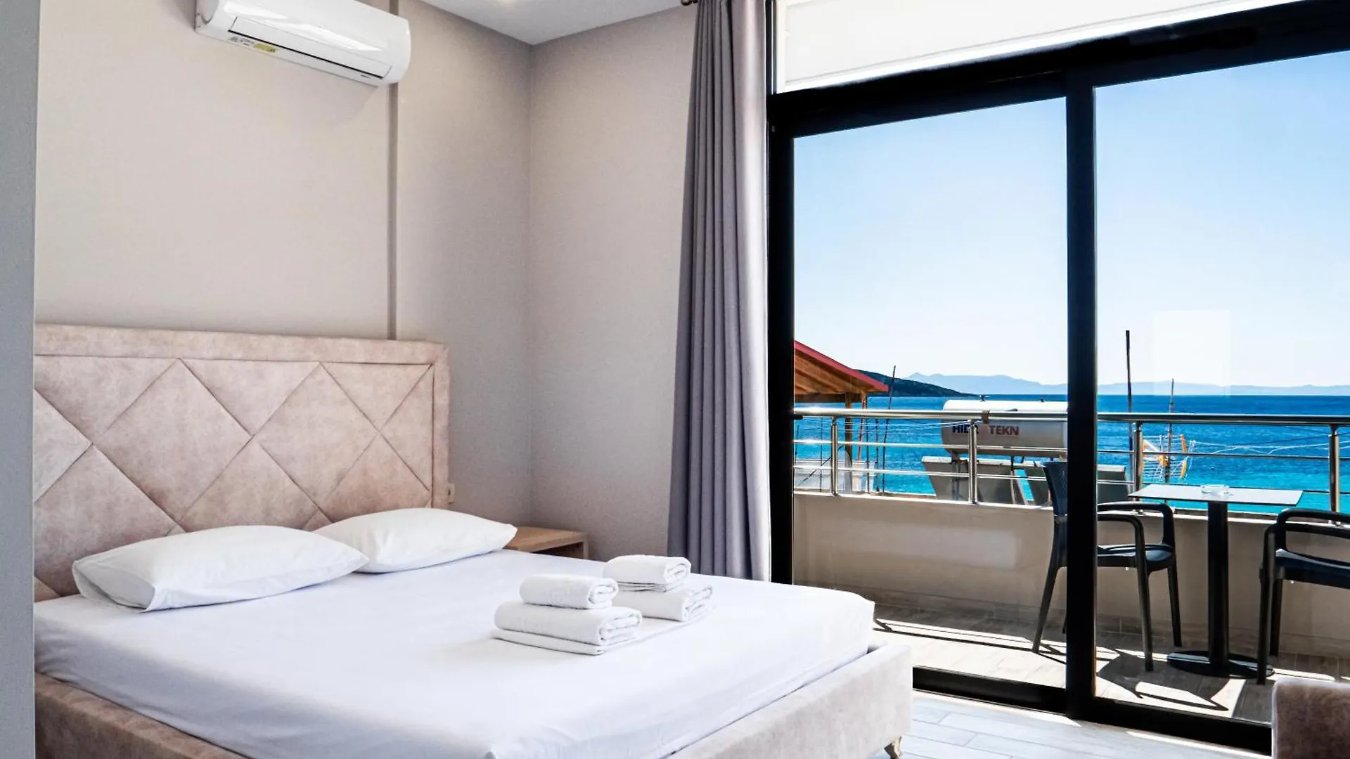Endless Blue Himara Hotell Albanien