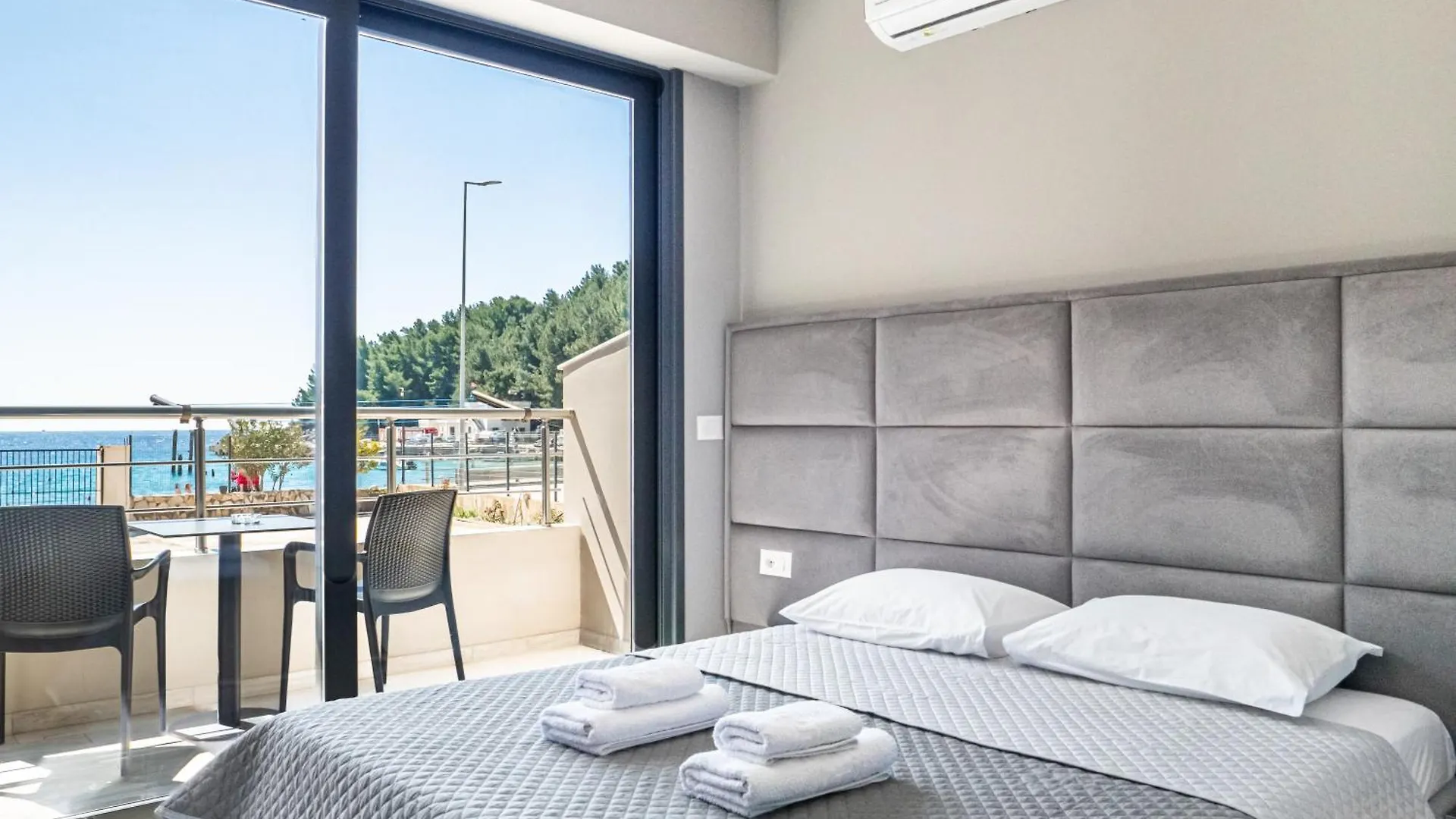 Endless Blue Himara Hotell 0*, Himare Albanien
