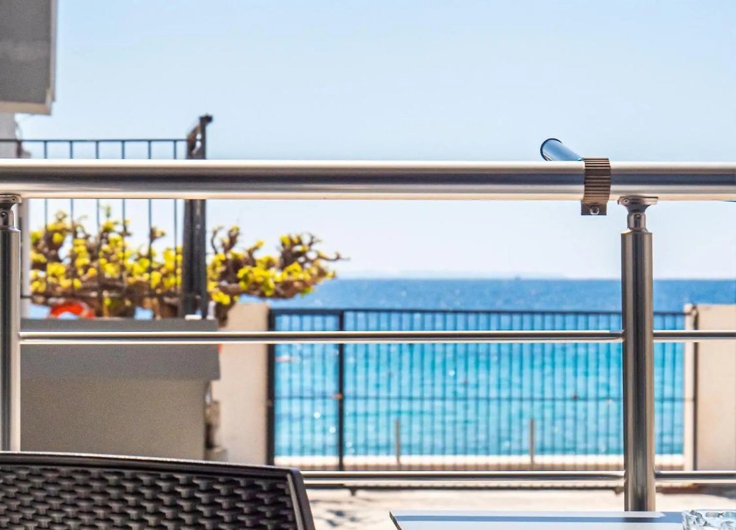 Endless Blue Himara Hotell Himare