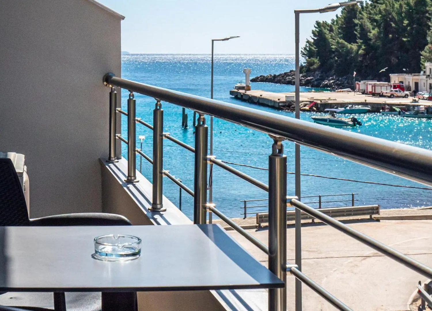 Pensionat Endless Blue Himara Hotell Albanien