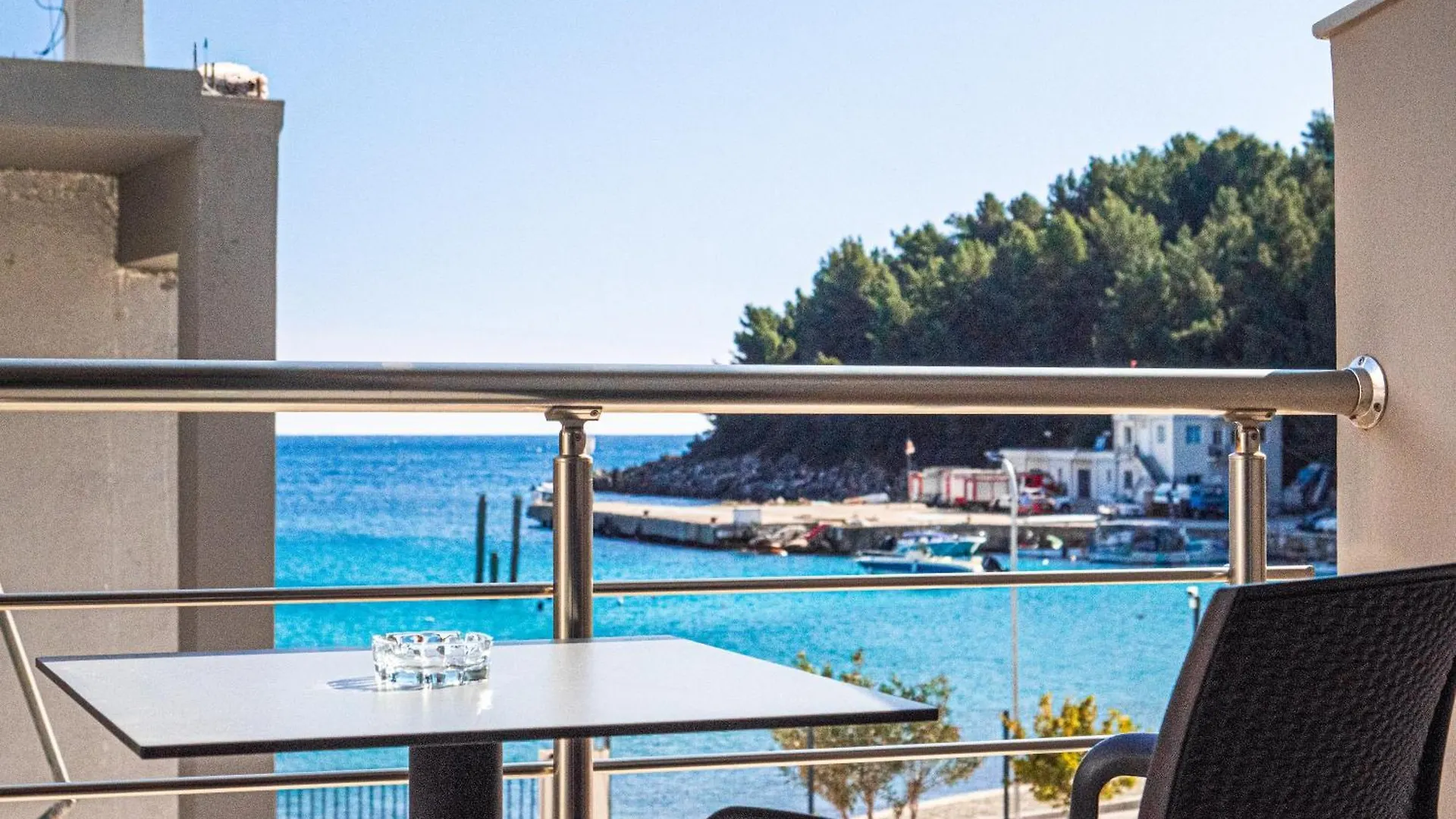 Endless Blue Himara Hotell 0*, Himare Albanien
